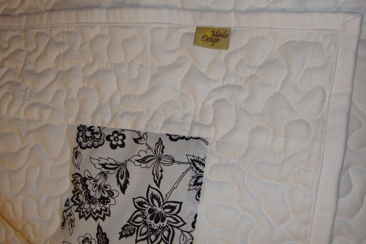 Patchwork quilt, king size, black & white, Mailis Design