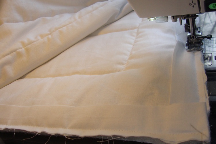 Patchwork quilt, king size, black & white, Mailis Design